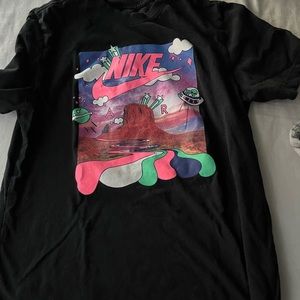 black nike air shirt